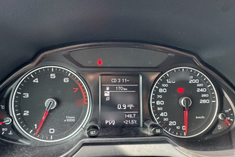 Used Audi Q5 2015 40 TFSI Technology Edition Instrument Cluster