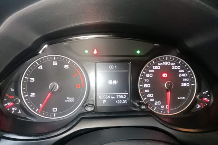 Used Audi Q5 2015 40 TFSI Technology Edition Instrument Cluster