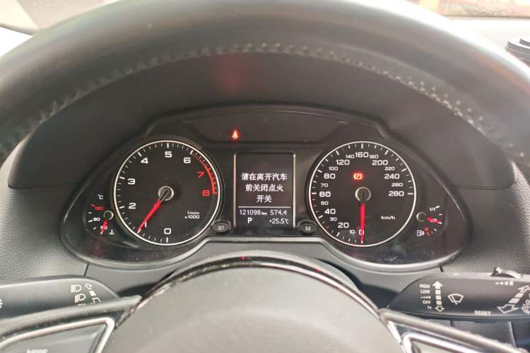 Used Audi Q5 2015 40 TFSI Technology Edition Instrument Cluster