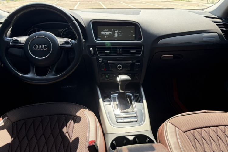 Used Audi Q5 2015 40 TFSI Trendy Edition Interior 1