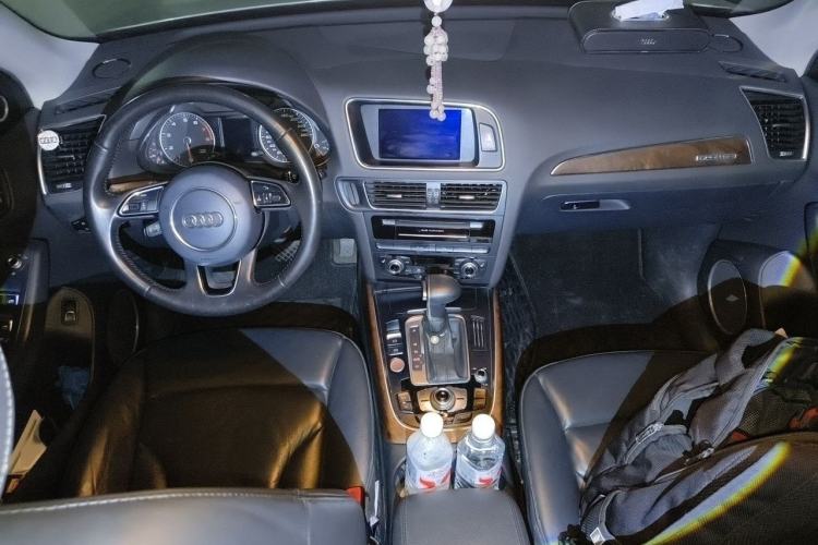 Used Audi Q5 2015 40 TFSI Comfort Model Interior 2