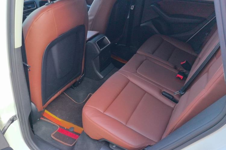Used Audi Q5 2015 40 TFSI Trendy Edition Interior 4