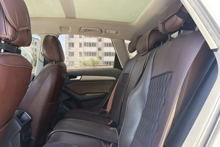 Used Audi Q5 2015 40 TFSI Trendy Edition Interior 7