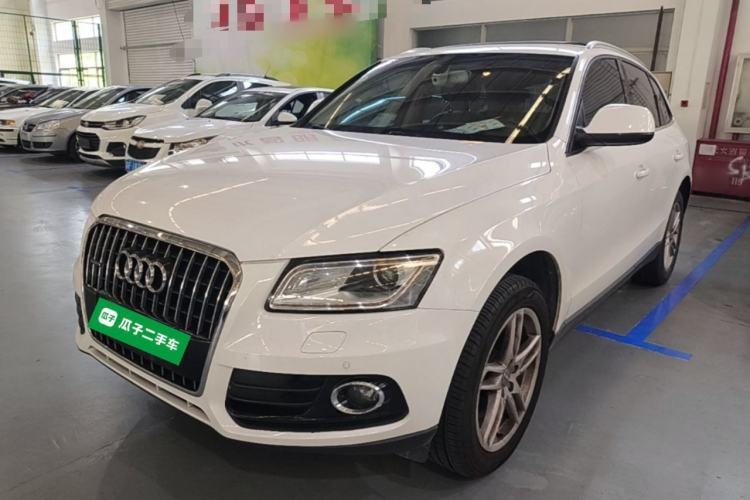 Used Audi Q5 2015 40 TFSI Comfort Model Guazi used car, China used car export, Used car for sale, Used cars, Cheapest cars for sale