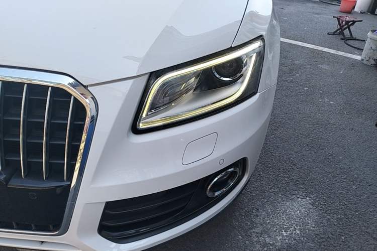 Used Audi Q5 2015 40 TFSI Technology Edition Left Front Headlight