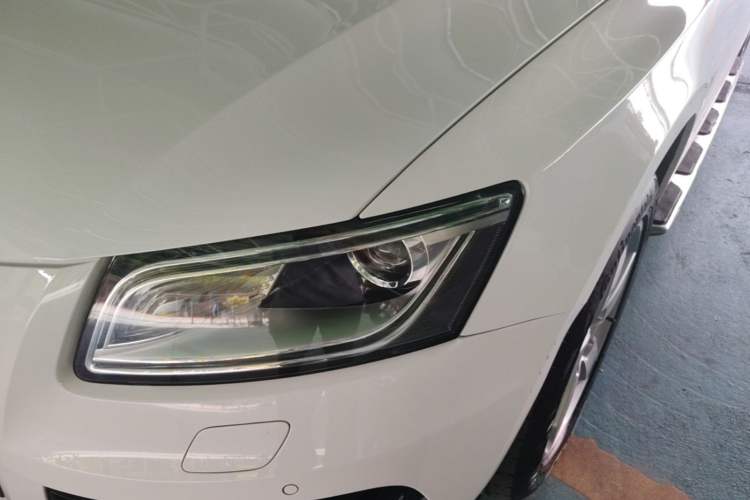 Used Audi Q5 2015 40 TFSI Comfort Model Left Front Headlight