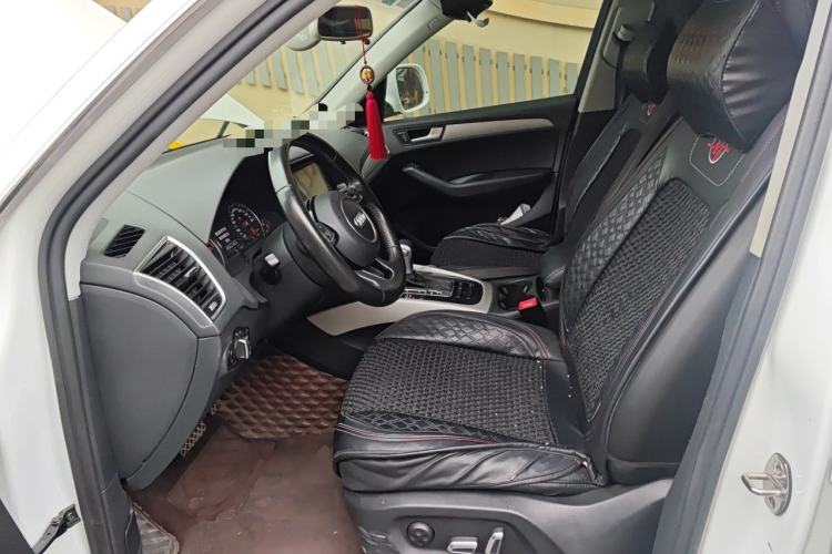 Used Audi Q5 2015 40 TFSI Trendy Edition Left Front Seat
