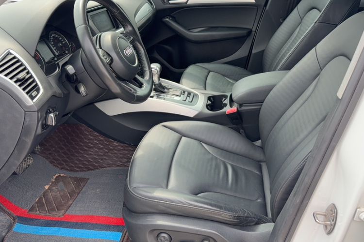 Used Audi Q5 2015 40 TFSI Technology Edition Left Front Seat