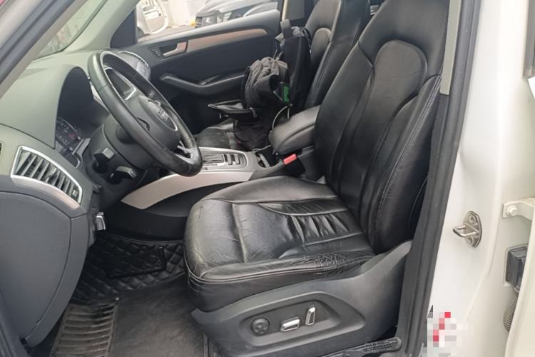 Used Audi Q5 2015 40 TFSI Trendy Edition Left Front Seat