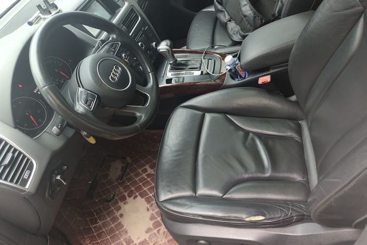Used Audi Q5 2015 40 TFSI Technology Edition Left Front Seat