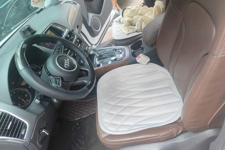 Used Audi Q5 2015 40 TFSI Comfort Model Left Front Seat