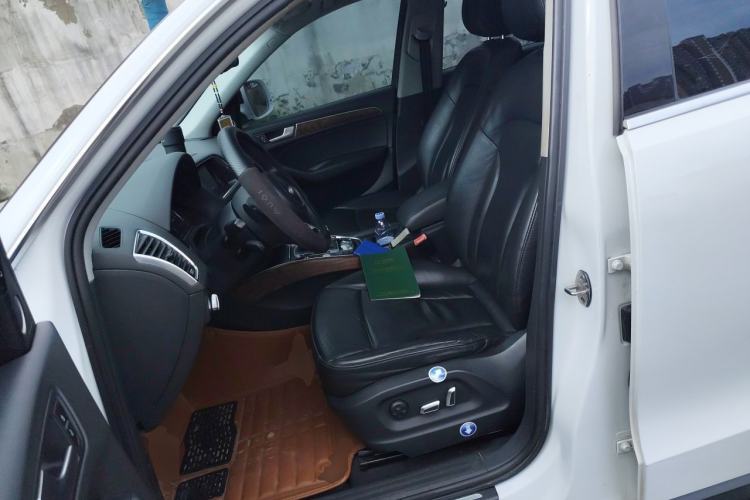 Used Audi Q5 2015 40 TFSI Comfort Model Left Front Seat