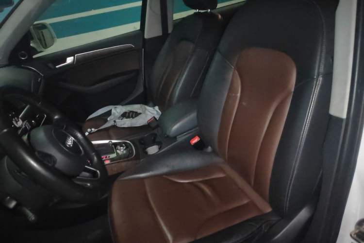 Used Audi Q5 2015 40 TFSI Comfort Model Left Front Seat