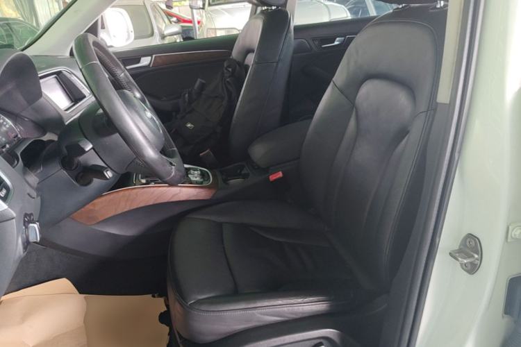 Used Audi Q5 2015 40 TFSI Comfort Model Left Front Seat