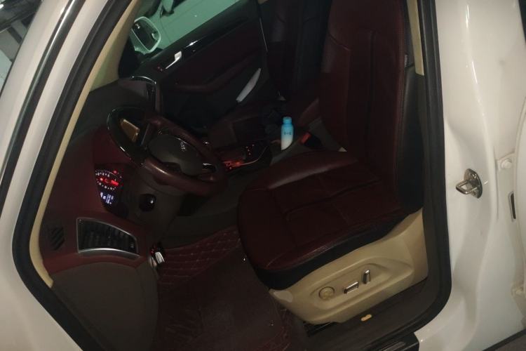 Used Audi Q5 2015 40 TFSI Trendy Edition Left Front Seat