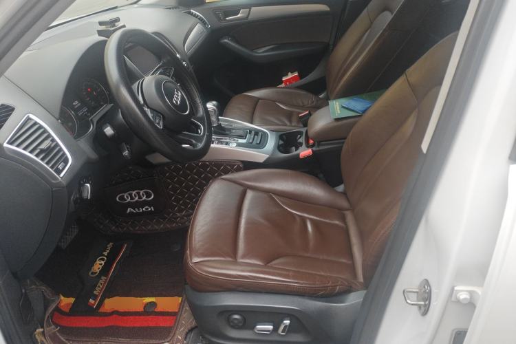Used Audi Q5 2015 40 TFSI Technology Edition Left Front Seat