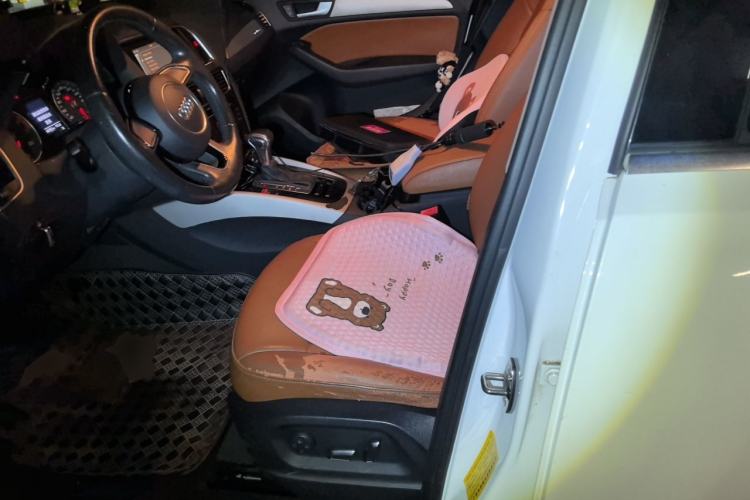 Used Audi Q5 2015 40 TFSI Trendy Edition Left Front Seat