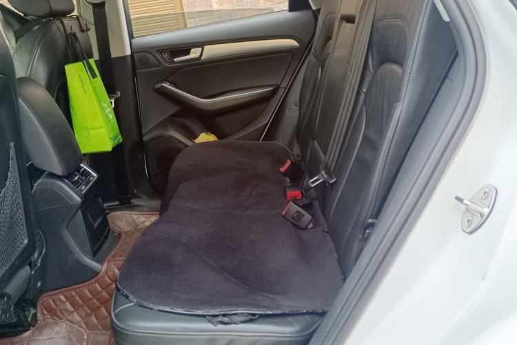 Used Audi Q5 2015 40 TFSI Technology Edition Left Rear Seat