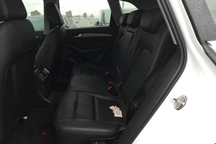 Used Audi Q5 2015 40 TFSI Trendy Edition Left Rear Seat