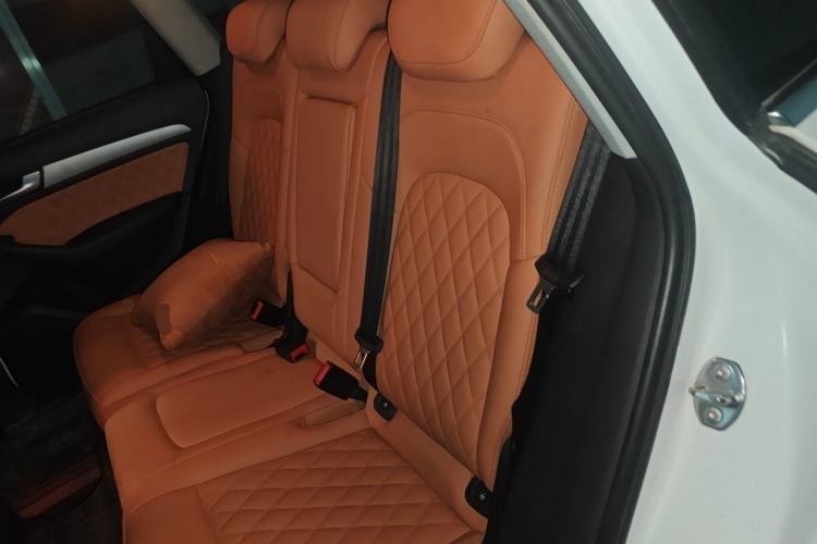 Used Audi Q5 2015 40 TFSI Trendy Edition Left Rear Seat