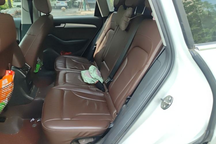 Used Audi Q5 2015 40 TFSI Technology Edition Left Rear Seat