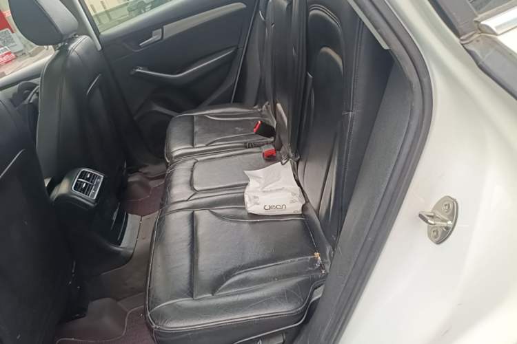 Used Audi Q5 2015 40 TFSI Trendy Edition Left Rear Seat