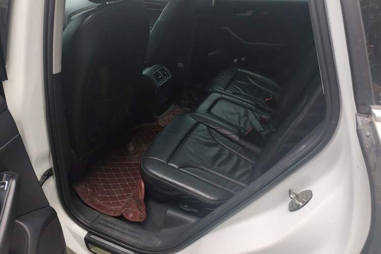 Used Audi Q5 2015 40 TFSI Technology Edition Left Rear Seat
