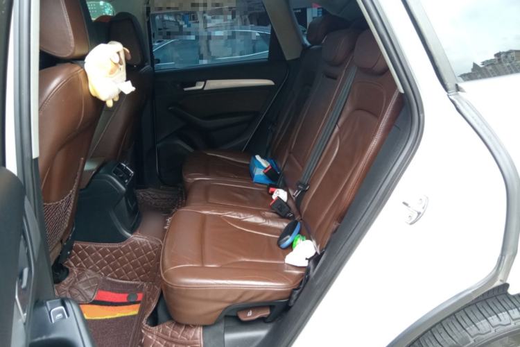 Used Audi Q5 2015 40 TFSI Technology Edition Left Rear Seat