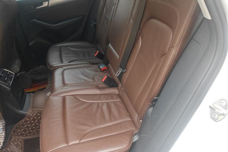 Used Audi Q5 2015 40 TFSI Technology Edition Left Rear Seat