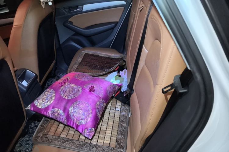 Used Audi Q5 2015 40 TFSI Trendy Edition Left Rear Seat