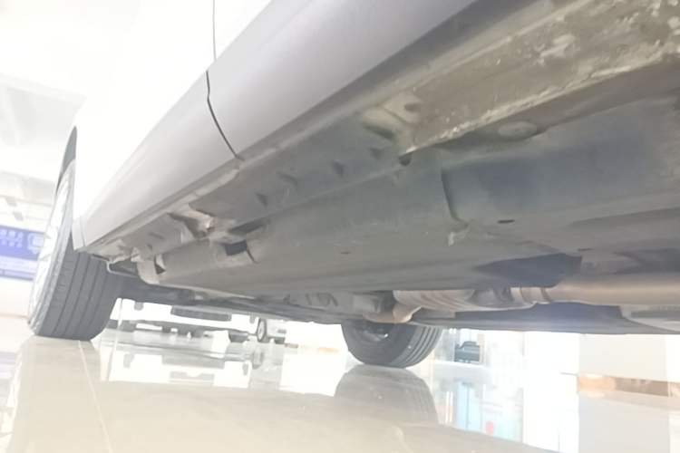 Used Audi Q5 2015 40 TFSI Technology Edition Left Side Sill