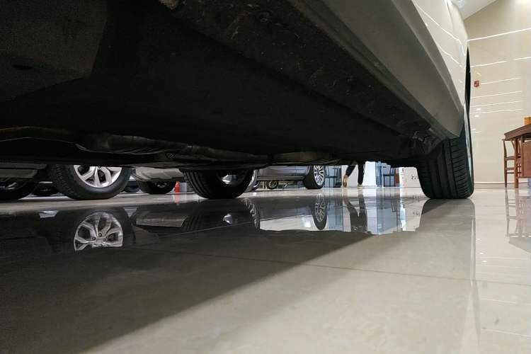 Used Audi Q5 2015 40 TFSI Comfort Model Left Side Sill