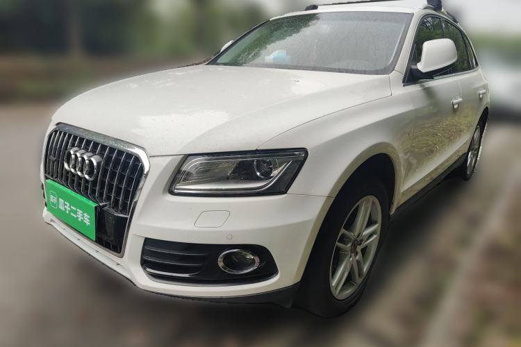 Used Audi Q5 2015 40 TFSI Comfort Model Guazi used car, China used car export, Used car for sale, Used cars, Cheapest cars for sale