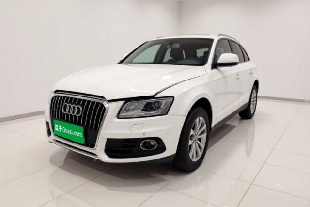 Ojetý Audi Q5 2015 40 TFSI Technology Edition