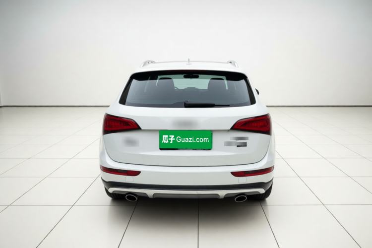 Used Audi Q5 2015 40 TFSI Luxury Model Rear