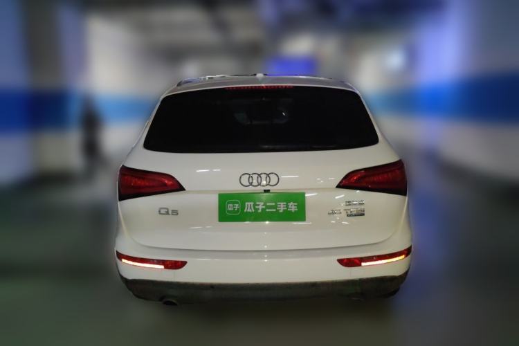 Used Audi Q5 2015 40 TFSI Comfort Model Rear
