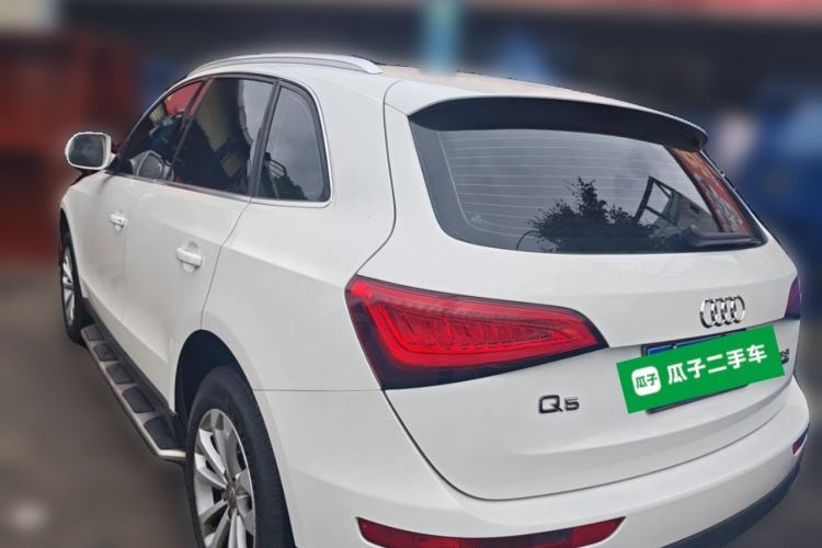 Used Audi Q5 2015 40 TFSI Technology Edition Rear Left 45 Deg