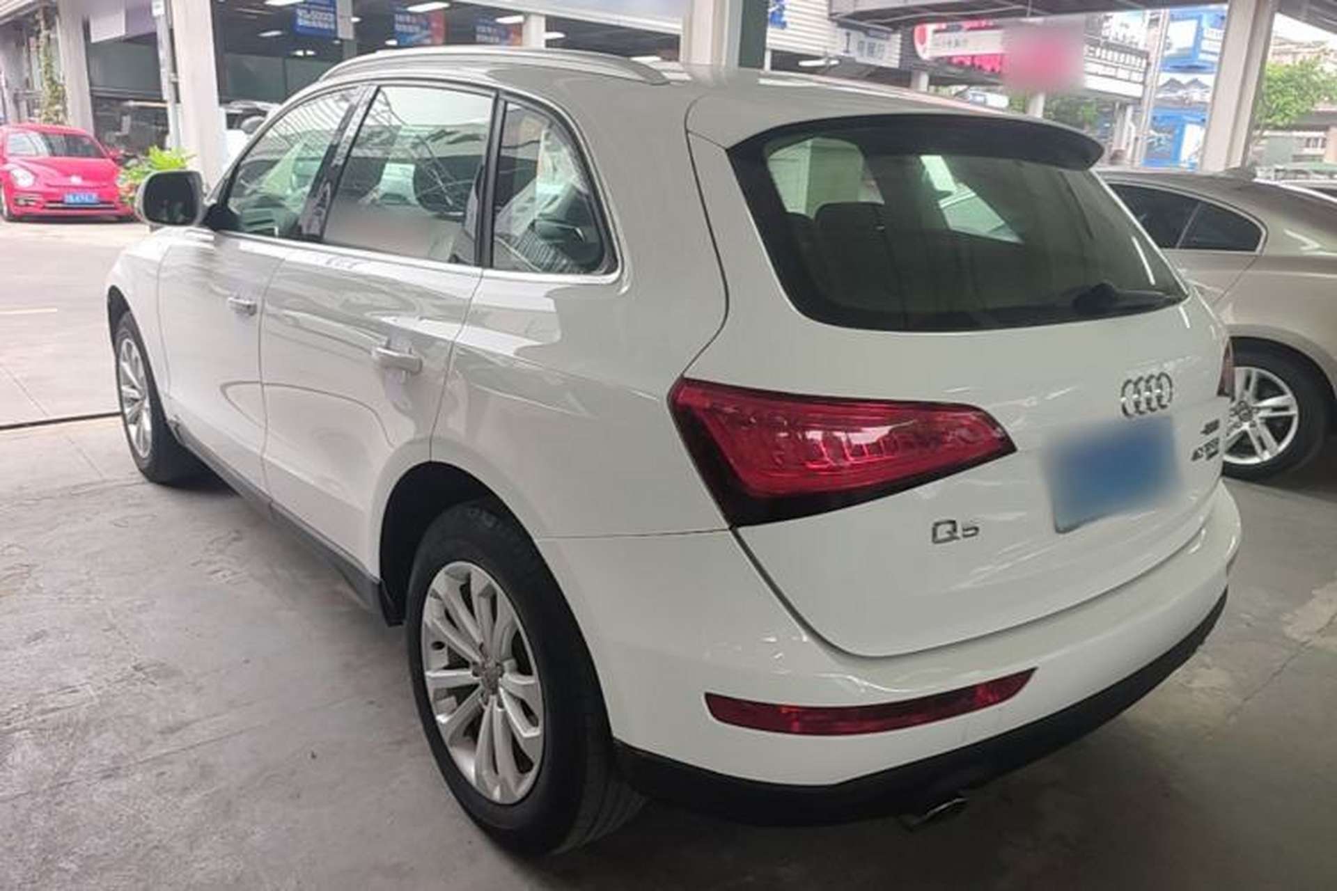 Used Audi Q5 2015 40 TFSI Technology Edition Rear Left 45 Deg