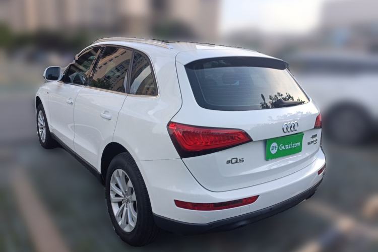 Used Audi Q5 2015 40 TFSI Technology Edition Rear Left 45 Deg