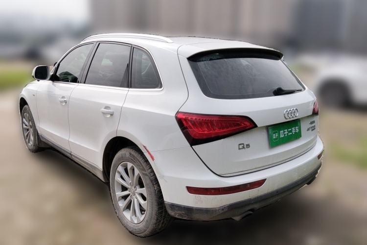 Used Audi Q5 2015 40 TFSI Technology Edition Rear Left 45 Deg