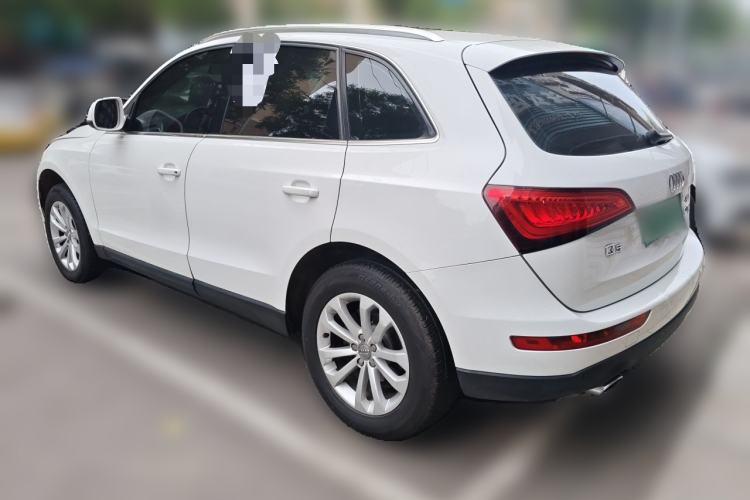 Used Audi Q5 2015 40 TFSI Technology Edition Rear Left 45 Deg