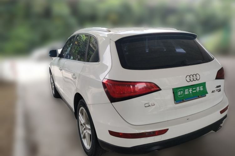 Used Audi Q5 2015 40 TFSI Comfort Model Rear Left 45 Deg