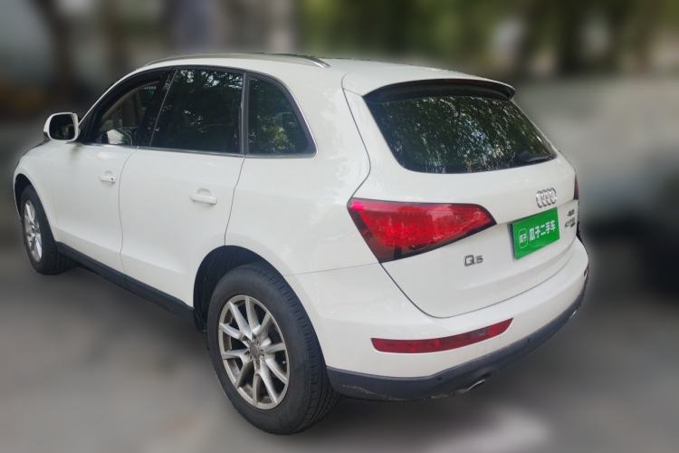 Used Audi Q5 2015 40 TFSI Trendy Edition Rear Left 45 Deg