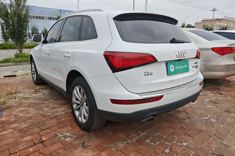 Used Audi Q5 2015 40 TFSI Technology Edition Rear Left 45 Deg