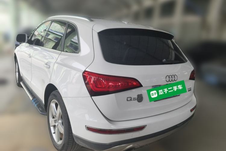 Used Audi Q5 2015 40 TFSI Comfort Model Rear Left 45 Deg