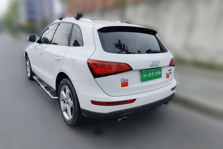 Used Audi Q5 2015 40 TFSI Comfort Model Rear Left 45 Deg