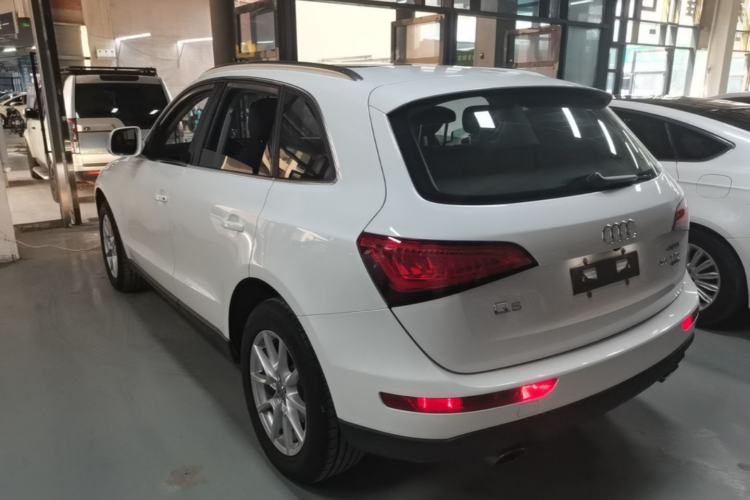 Used Audi Q5 2015 40 TFSI Trendy Edition Rear Left 45 Deg
