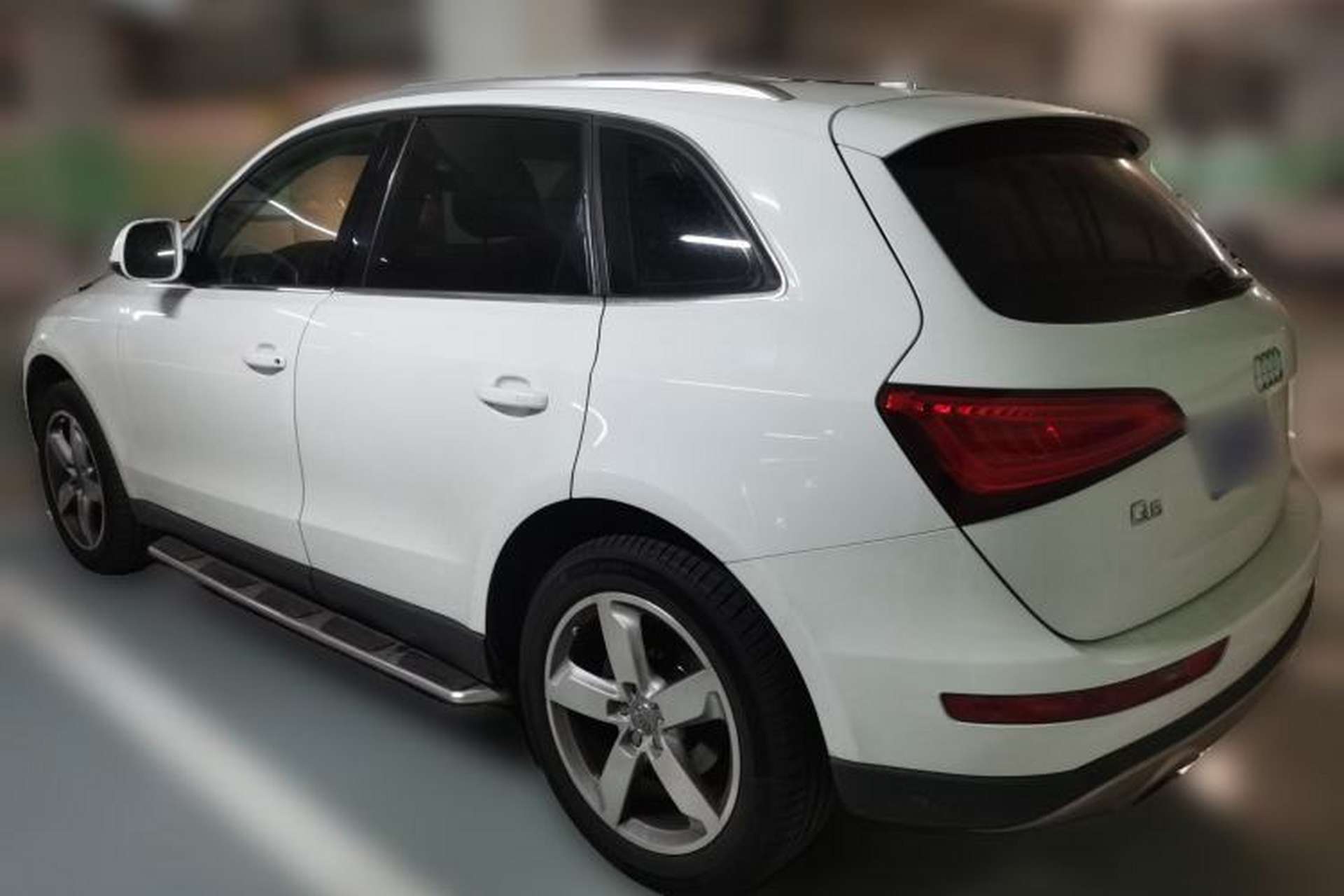 Used Audi Q5 2015 40 TFSI Comfort Model Rear Left 45 Deg