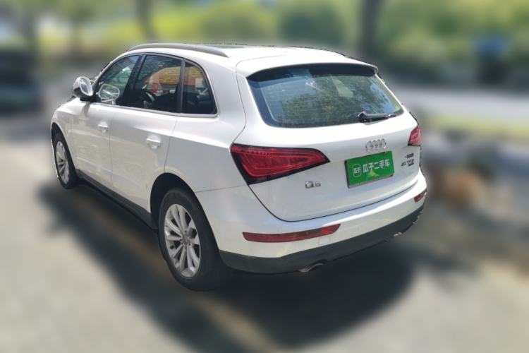 Used Audi Q5 2015 40 TFSI Technology Edition Rear Left 45 Deg