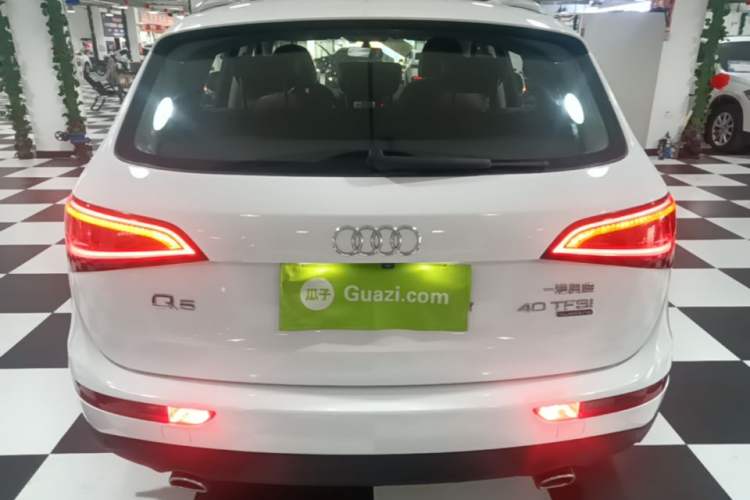 Used Audi Q5 2015 40 TFSI Technology Edition Rear